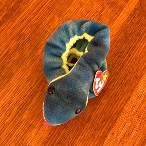 NWT Ty Hissy Beanie Baby